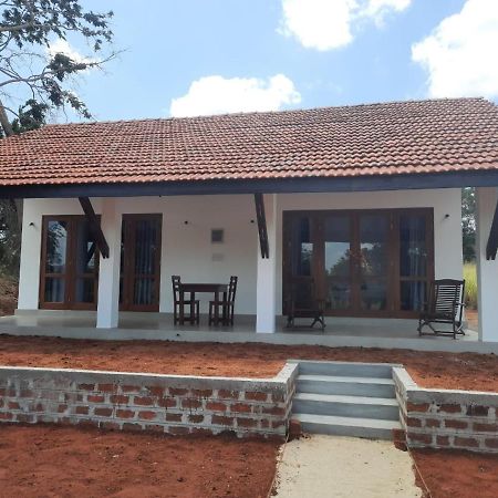 Moni Farm House Wilpattu Nochchiyagama Ngoại thất bức ảnh
