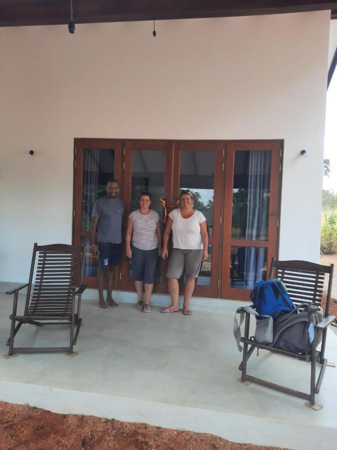 Moni Farm House Wilpattu Nochchiyagama Ngoại thất bức ảnh