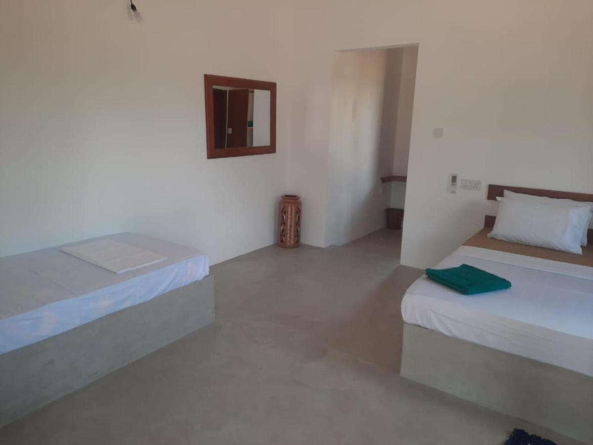 Moni Farm House Wilpattu Nochchiyagama Ngoại thất bức ảnh