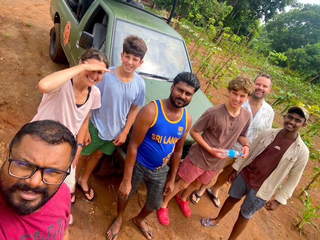 Moni Farm House Wilpattu Nochchiyagama Ngoại thất bức ảnh