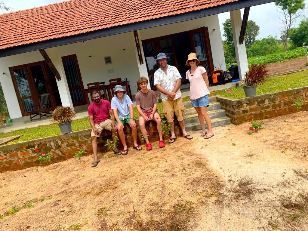 Moni Farm House Wilpattu Nochchiyagama Ngoại thất bức ảnh