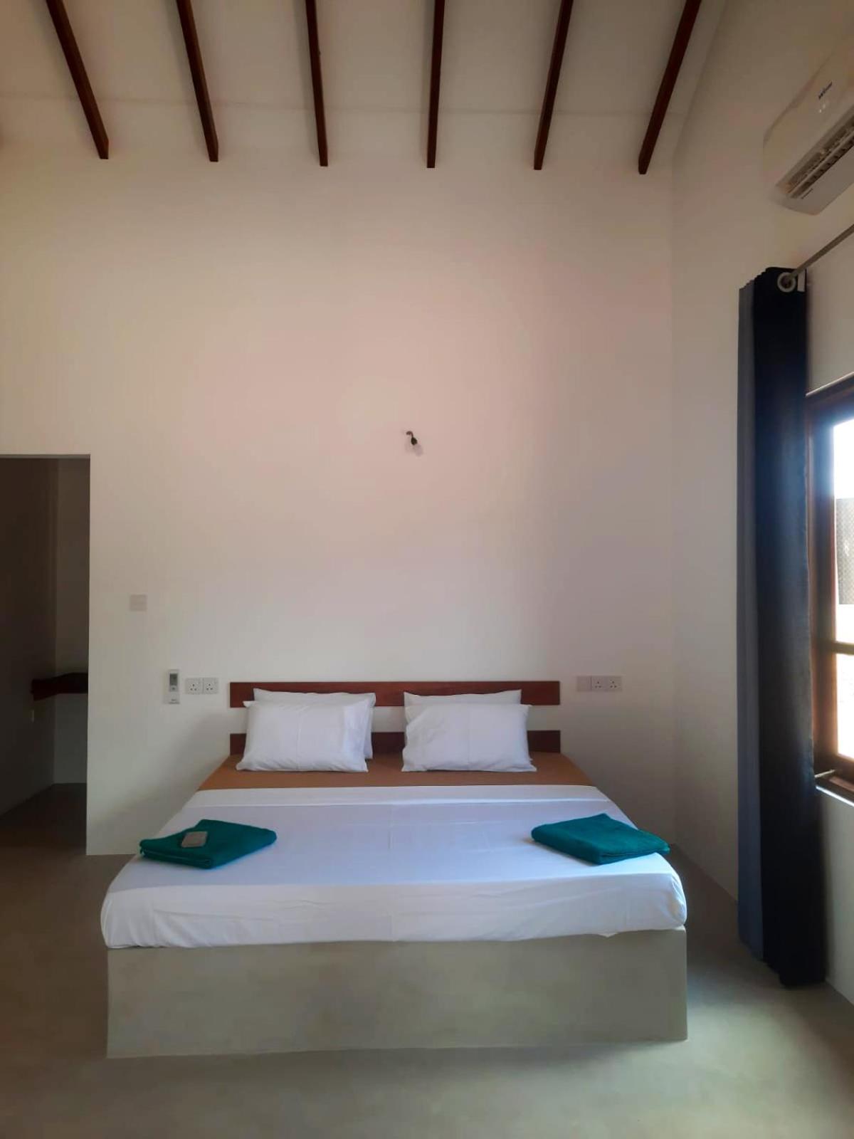 Moni Farm House Wilpattu Nochchiyagama Ngoại thất bức ảnh