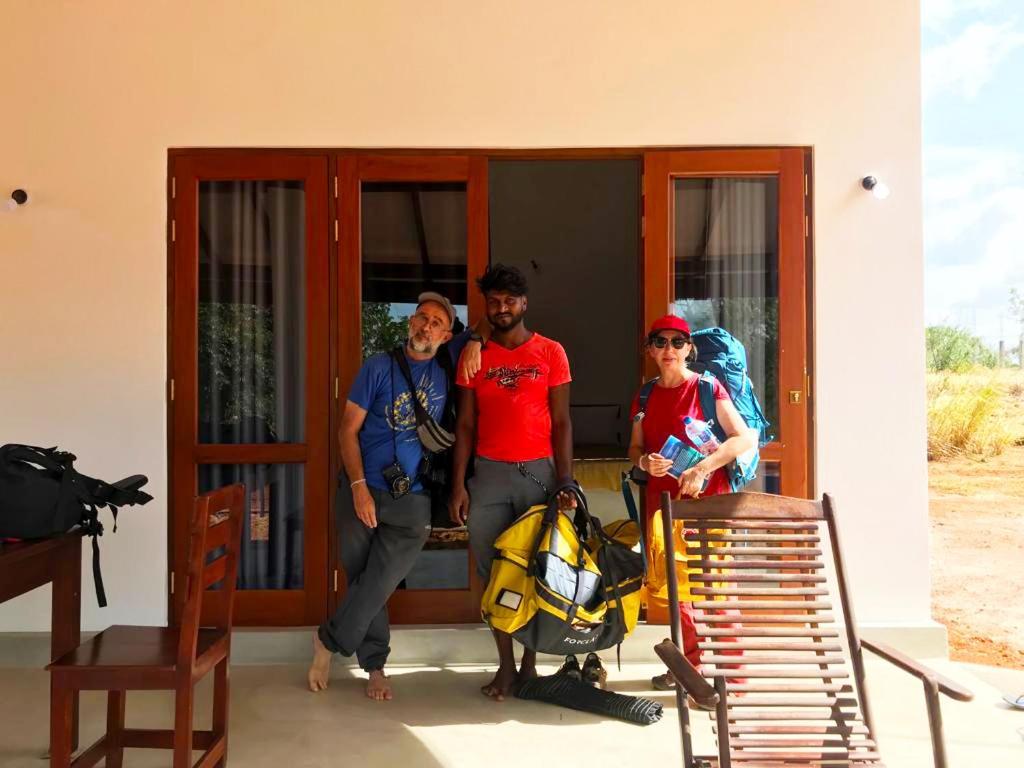 Moni Farm House Wilpattu Nochchiyagama Ngoại thất bức ảnh